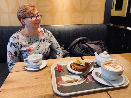 0D8F2A5D-2094-4F5B-8FFC-CFE1E6BEAAE3_1_201_a