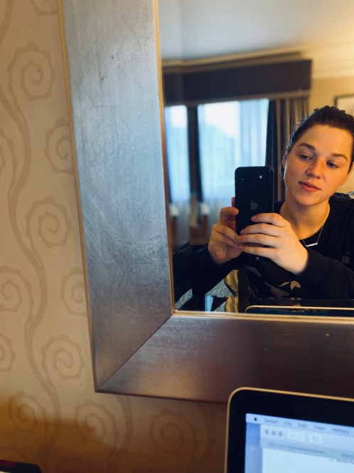 0F1E3D32-AAE8-415A-9DD4-3736641B4B14_1_201_a