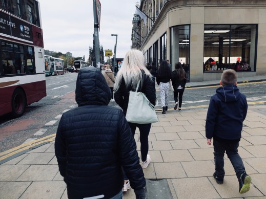 676AA7D0-0B7D-453B-959D-C7BC5DAACDF5_1_201_a